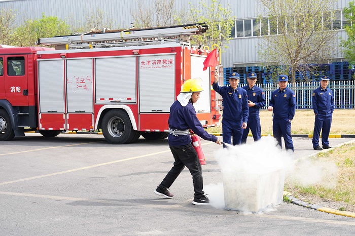 1745561377505663q6F7.jpg DSC03408.jpg