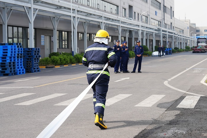 1745561390376304KWSc.jpg DSC03606.jpg